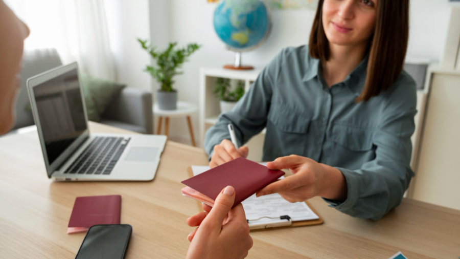 The Ultimate Guide to Getting an Investor Visa in Oman