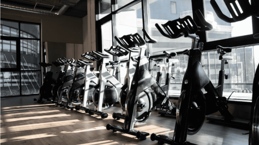 opening a gym in oman
