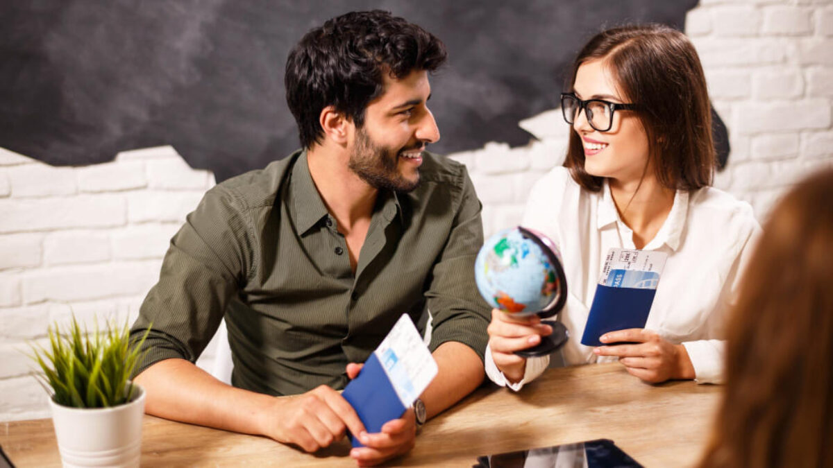 visit visa agents in oman